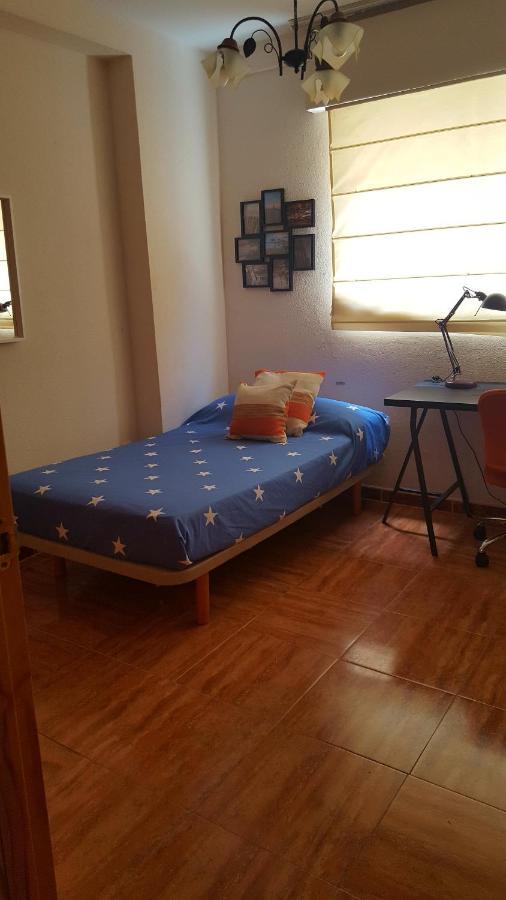 Apartament Victoria Street Malaga Zewnętrze zdjęcie